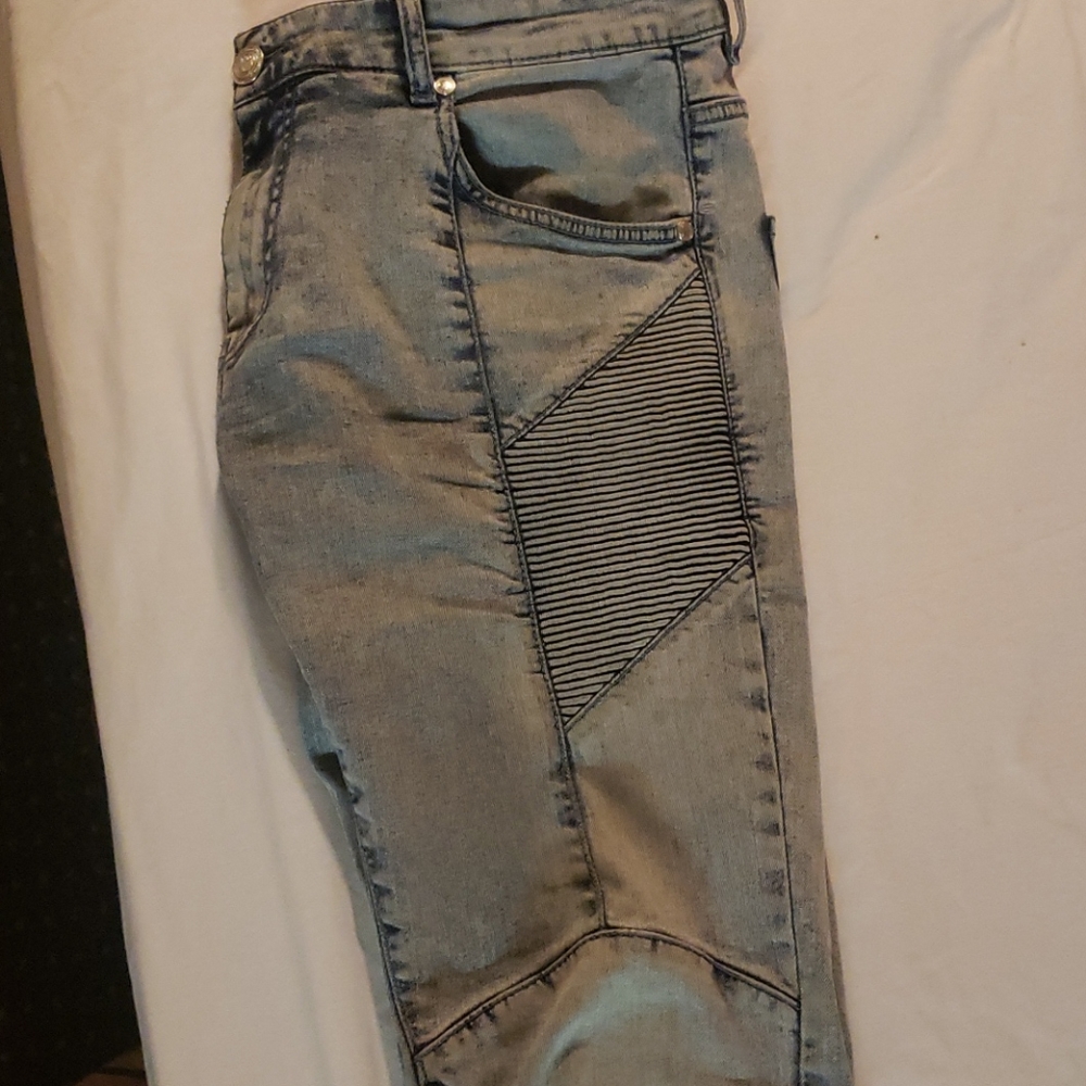 Pierre Balmain Stonewashed Jeans